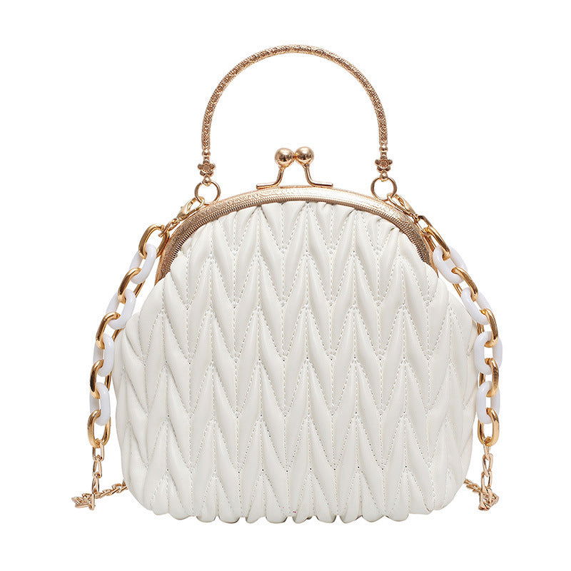 Clip chain bag - Fresh Fashion Finds -  - #tag1#