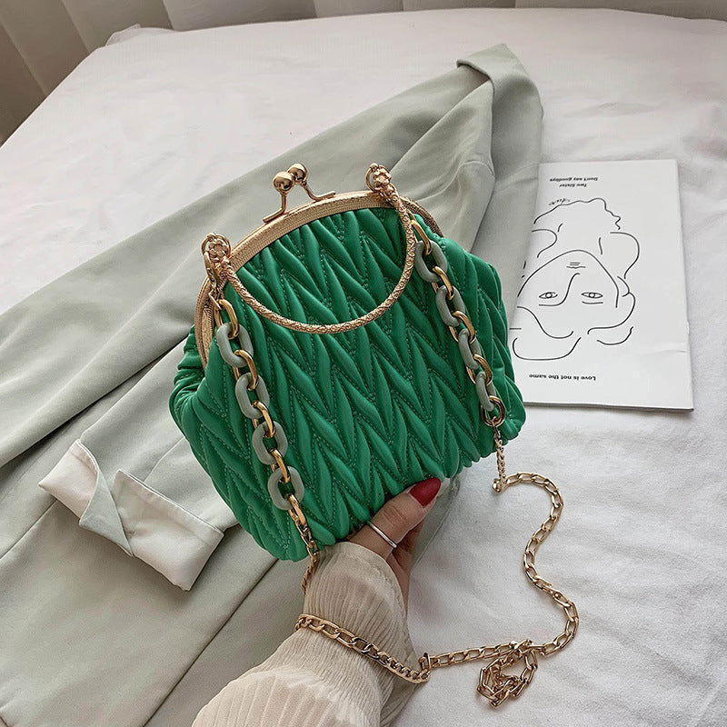 Clip chain bag - Fresh Fashion Finds -  - #tag1#