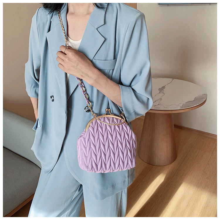 Clip chain bag - Fresh Fashion Finds -  - #tag1#