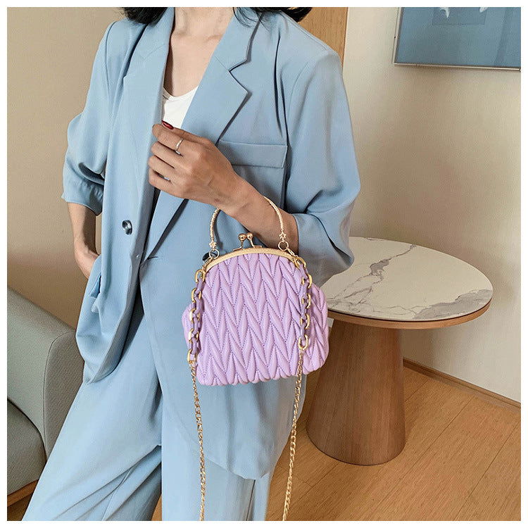 Clip chain bag - Fresh Fashion Finds -  - #tag1#