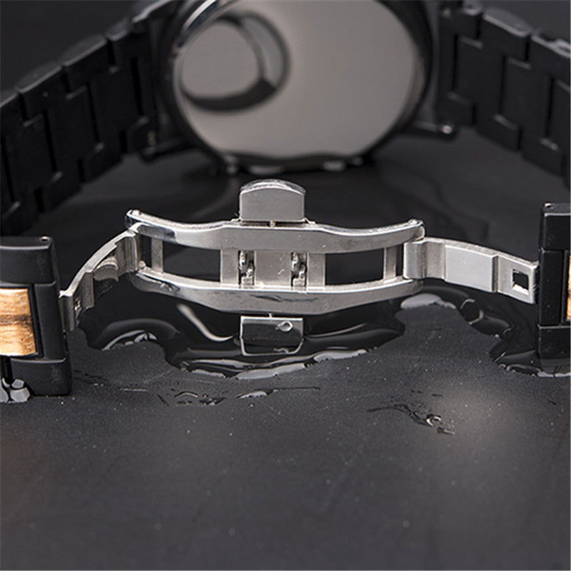 Watch of wrist of wood - Fresh Fashion Finds -  - #tag1#